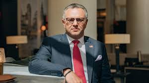 Maraykanka oo ballanqaaday inuusan faragelin doonin arrimaha gudaha Soomaaliya