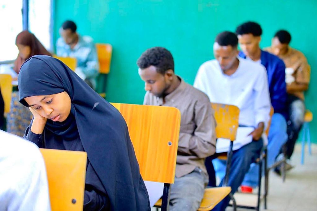 Imtixaanka xaqiijinta tayada Macallimiinta oo ka bilowday Jigjiga