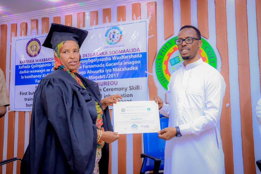 DDS oo xoogga sareysa waxbarashada dadka waa weyn