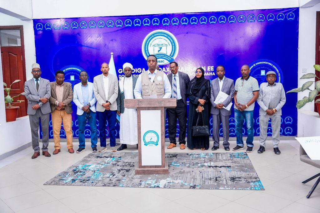 Doorashooyinka Muqdisho: Shan xisbi oo ku guuleysatay in ka badan 85% kuraasta golayaasha degmooyinka