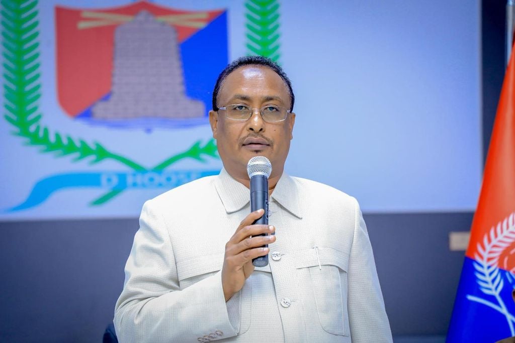 Muqdisho oo Amartay in 10 Maalmood Gudahood Lagu Jaro Bulaacadaha ku xiran Biyo-mareennada