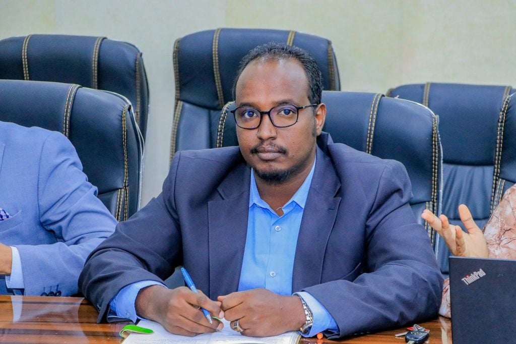 SSC-Khaatumo oo Mamnuucday Soo Dejinta iyo Isticmaalka Bacaha Jilicsan