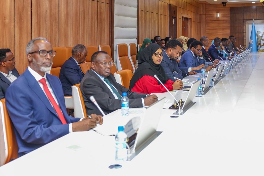 Golaha Wasiirrada Soomaaliya oo Ansixiyay Heshiis Milatari.