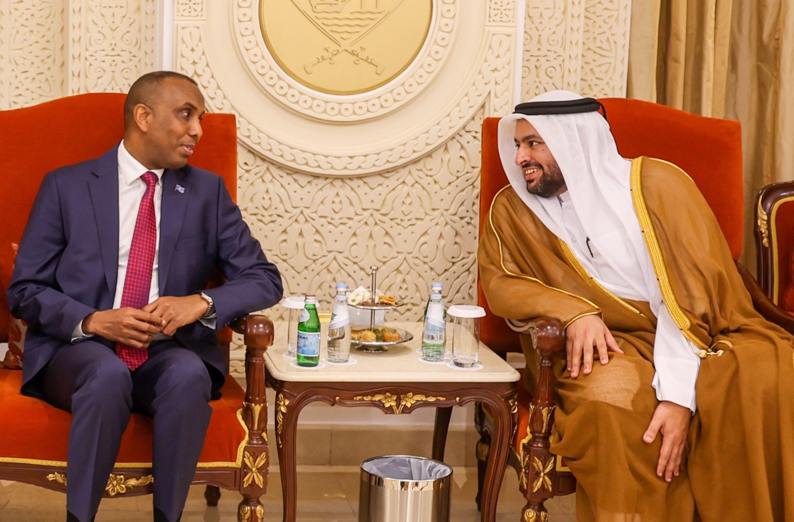 Ra'iisul wasare Xamsa oo si diirran loogu soo dhaweeyay Qatar