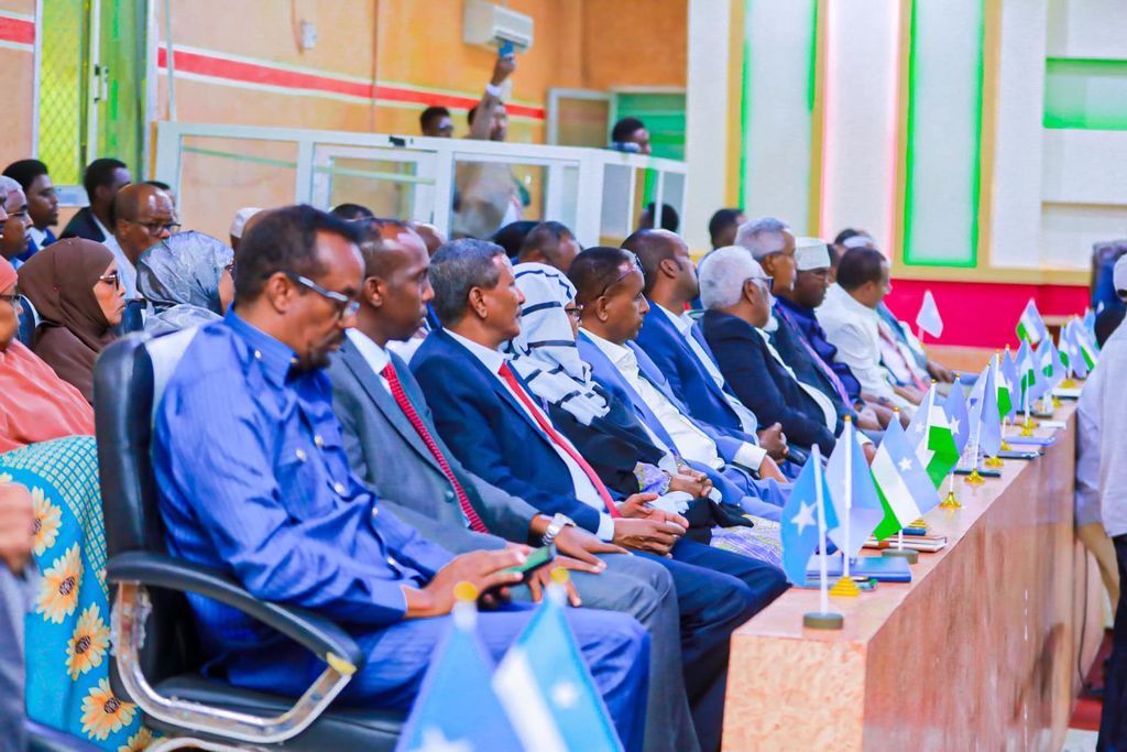 Golaha wasiirada Puntland oo la ansixiyay lana dhaariyay