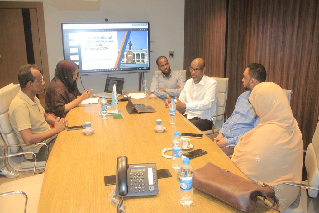 Jabuuti oo qabanaysa madashii ugu horreysay  ee garaad gacmeedka 