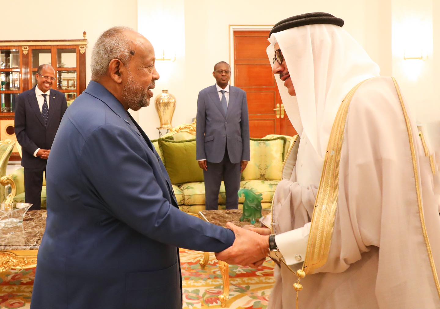 Jabuuti iyo Bahrain oo kawada hadlay ajandaha shir-madaxeedka Carabta