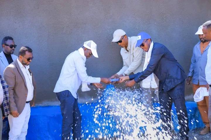 Dowlad Deegaanka Soomaalida oo daah-furay mashruuc biyo ah oo ku kacay $1.3 milyan