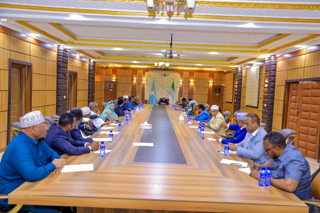 Mowqifka Xildhibaanada kasoo jeeda Jubaland ee doorashooyinka