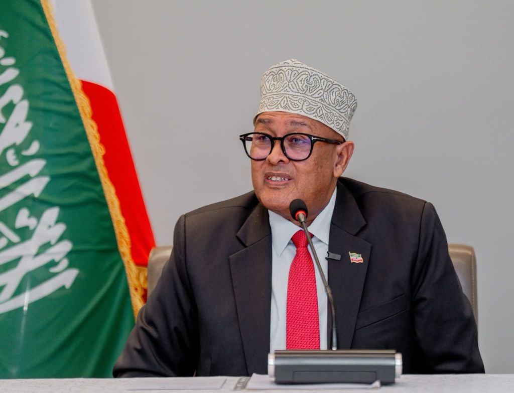 Muxuu shardi uga dhigay Cirro wadahadallada Somaliland iyo Soomaaliya?
