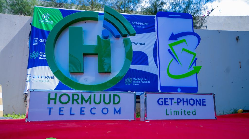 Hormuud iyo Get Phone oo daahfuray mashruuc si fudud loogu heli karo taleefannada casriga ah