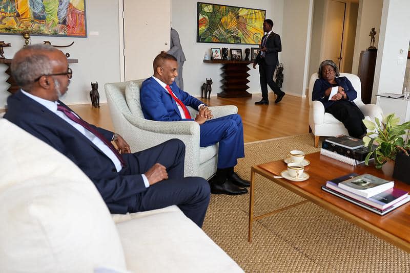 Xamsa oo shir doceedyo kula yeeshay New York qaar ka mid ah madaxda dunida