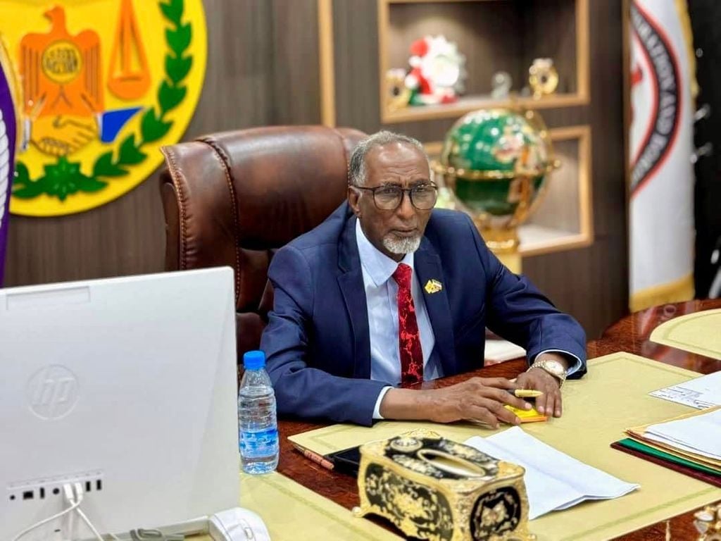 Maxay iska kaashadaan Somaliland iyo Puntland ?