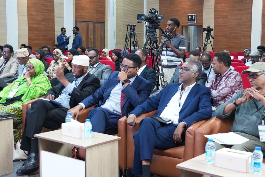 Muranka ka taagan doorashooyinka Soomaaliya oo xal loo raadinayo