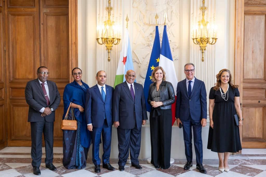 Jabuuti iyo Faransiiska oo Xiriirkooda Baarlamaan Sare u Qaaday