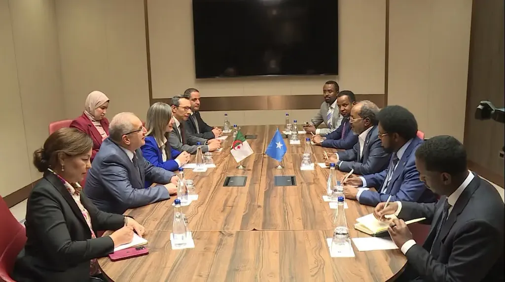 Maxay ka wada hadleen Madaxweyne Xasan Sheekh iyo Guddoomiyaha Baarlamaanka Aljeeriya?