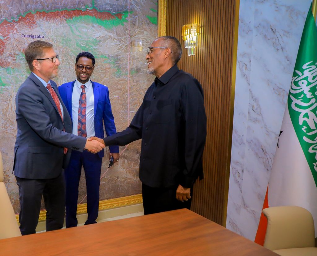 Ergayga Norway ee Soomaaliya oo booqday Hargeysa lana kulmay Biixi