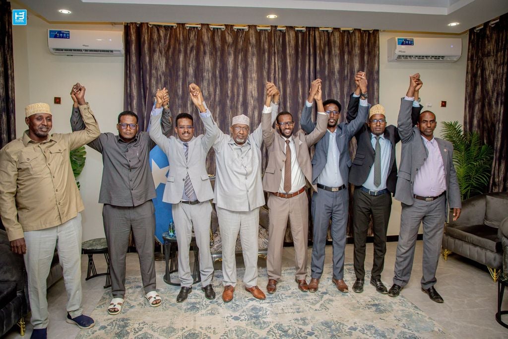 Toddobo xisbi oo taageeray musharraxa JSP ee doorashada Koonfur Galbeed