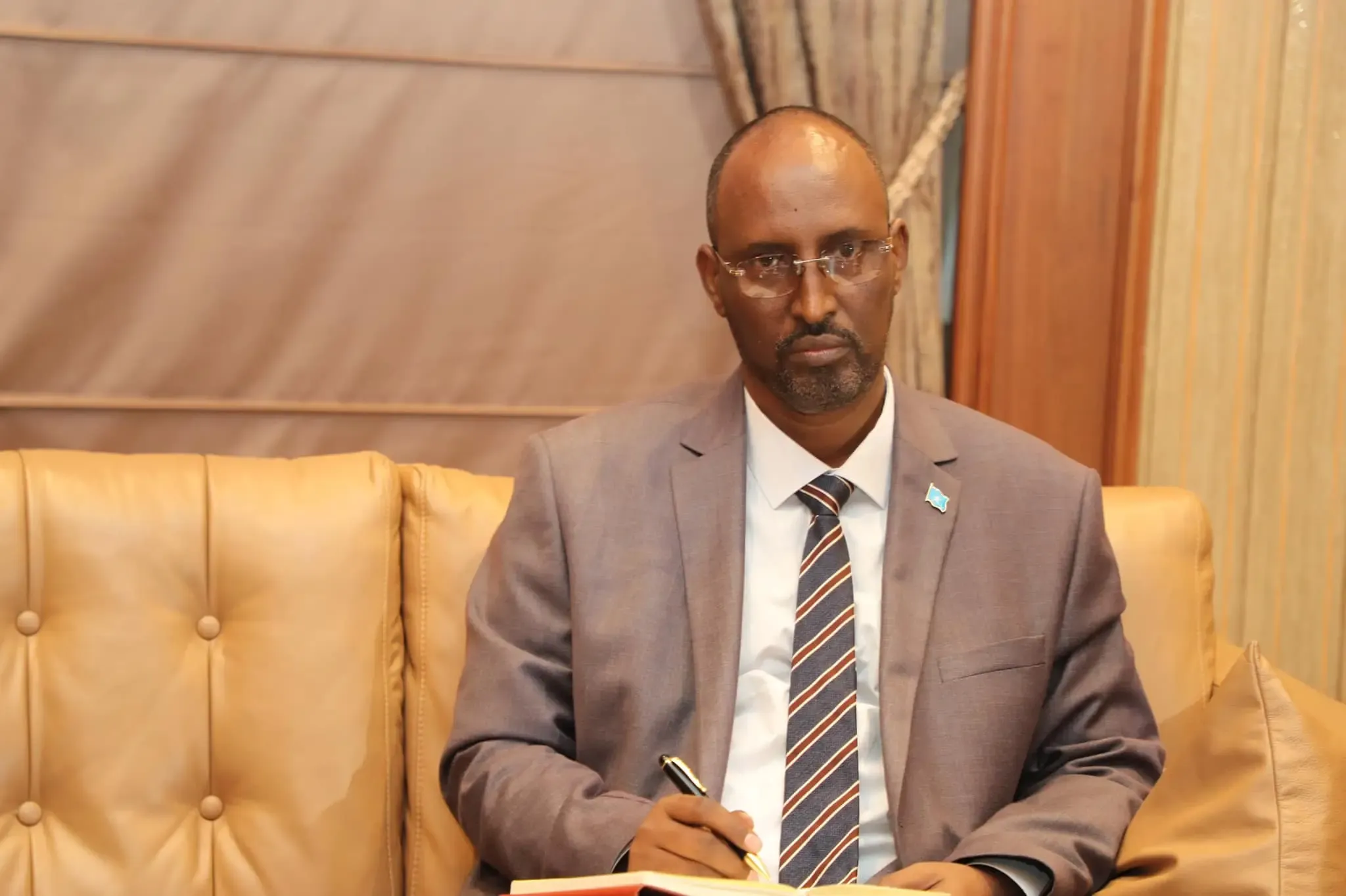 Mudane Madaxweyne talooyin walaalnimo (Aragti)