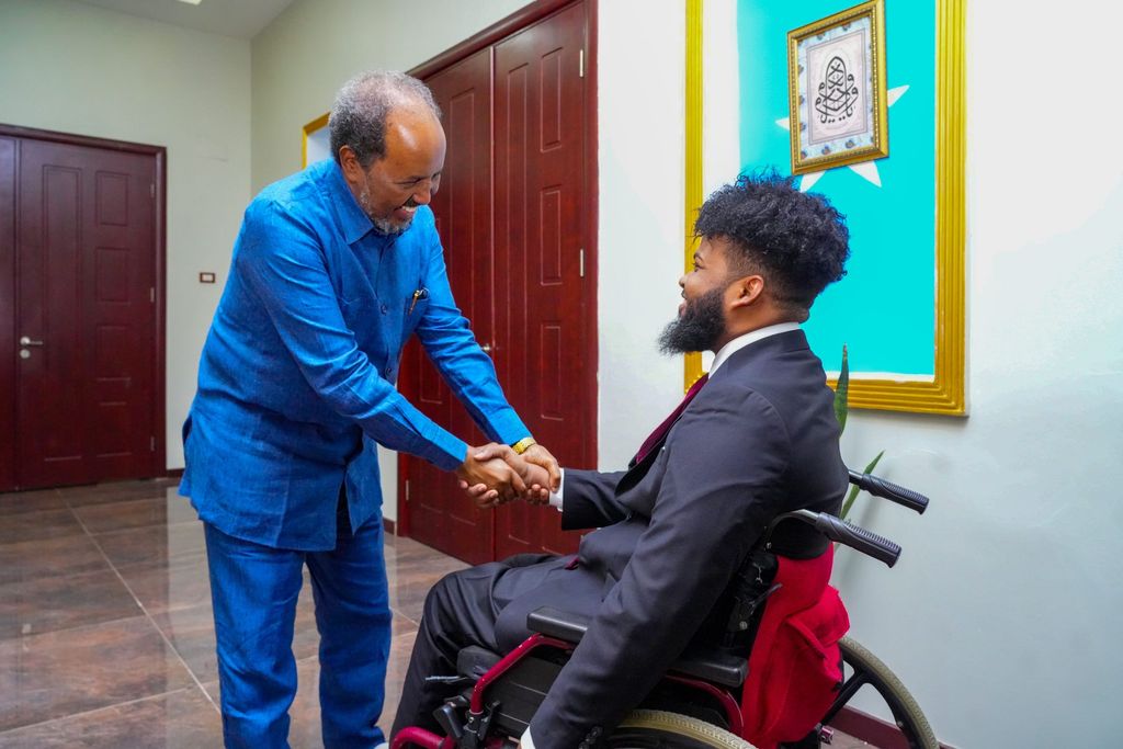 Dib u soo laabashadii Asad iyo kulanka Madaxweyne Xasan.