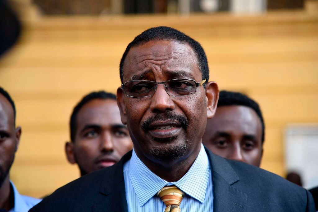 Muxuu yahay hadalka xanafta leh ee loo haysto Faarax Macallin ?