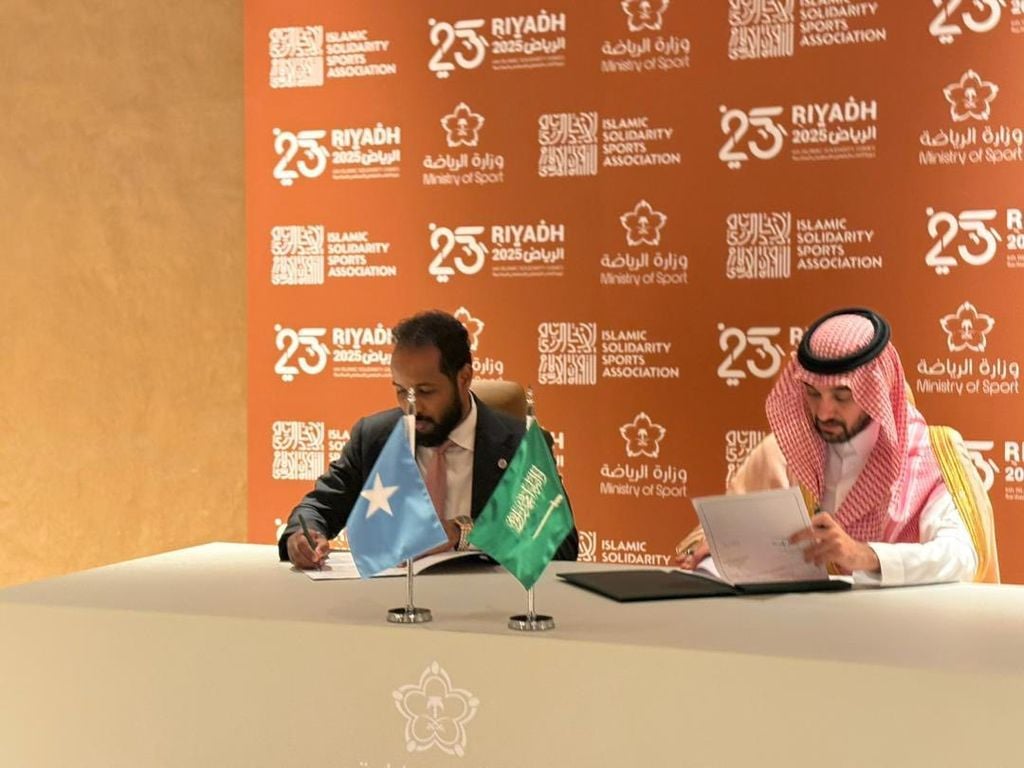 Soomaaliya iyo Sacuudi Carabiya oo kala saxiixday heshiis iskaashi 