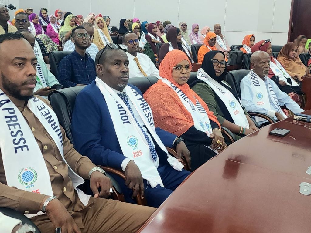 Jabuuti oo xustay maalinta Saxaafadda 