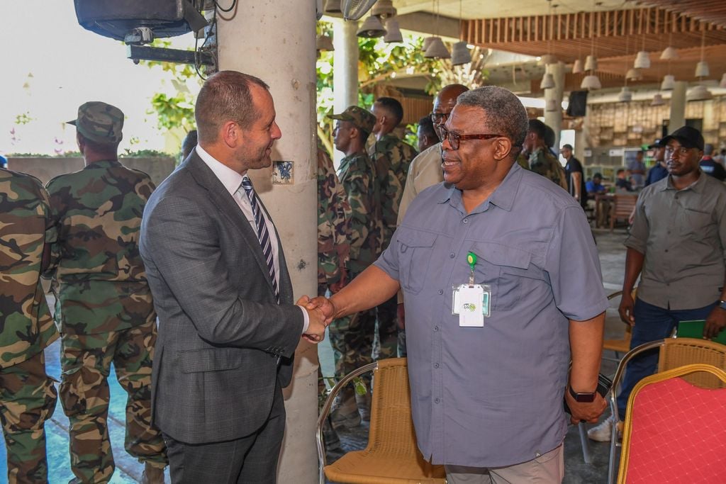 AUSSOM, Oo Balan Qaaday Xoojinta Dagaalka Miinada.