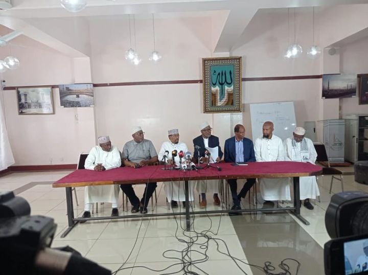 Hoggaamiyayaasha Muslimiinta Kenya oo ku baaqay in xiriirka loo jaro Israel