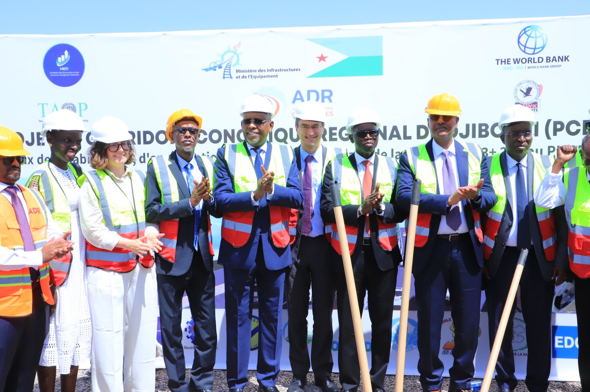 Jabuuti oo daahfurtay ballaarinta waddada Kilometer 13 ee Carta