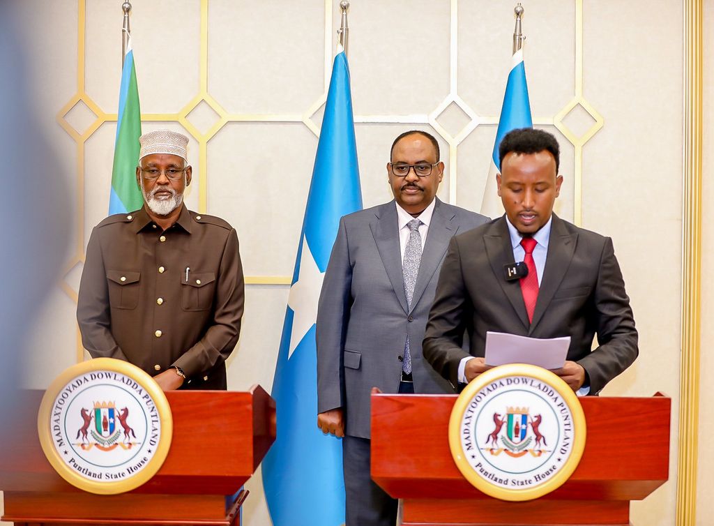 Puntland iyo Jubbaland oo dowladda ku eedeeyey ku takrifalka kaalmada