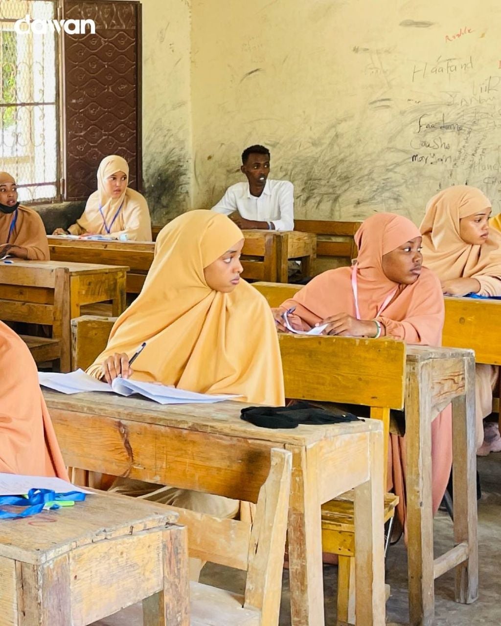 Kormeerayaal iyo howlwadeeno loo xiray dusinta xogta Imtixaanaadka