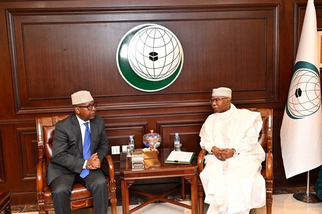 Fiqi iyo Xoghayaha OIC oo kawada hadlay iskaashiga labada dhinac