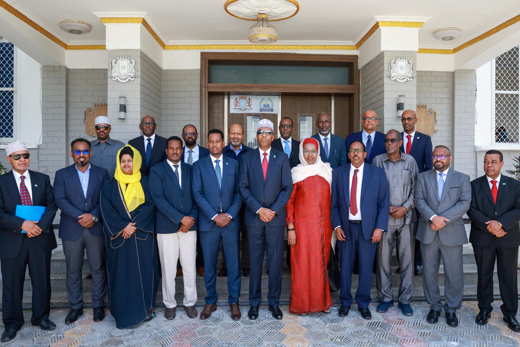 10 safiir oo cusub oo tababar loogu soo xiray Muqdisho