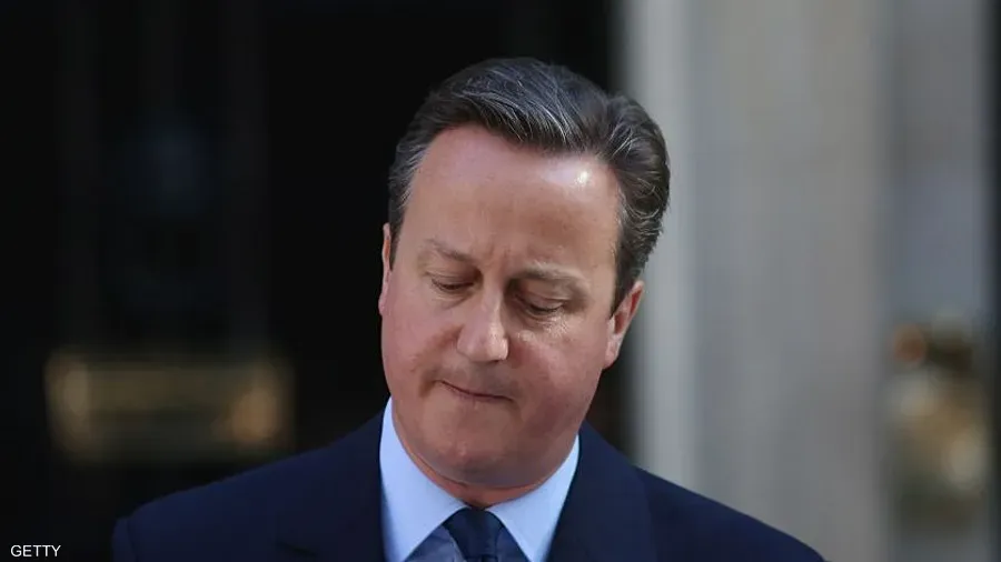 David Cameron oo dib uga soo muuqday  xukuumadda Britain