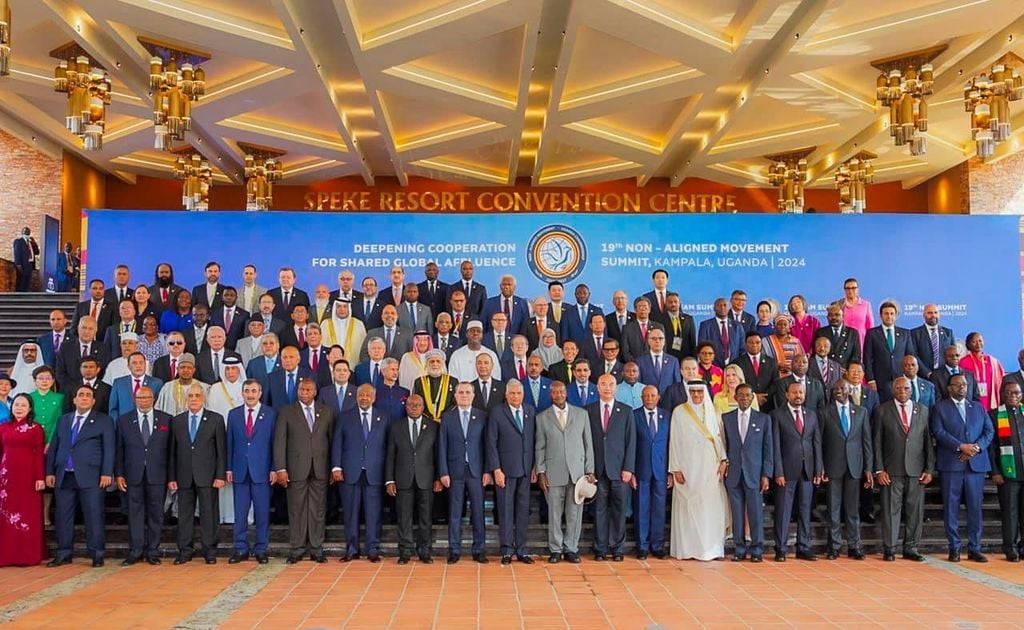 Maxaad ka taqaan dowladaha dhaxdhaxaadka ah ee ku shiraya Uganda?