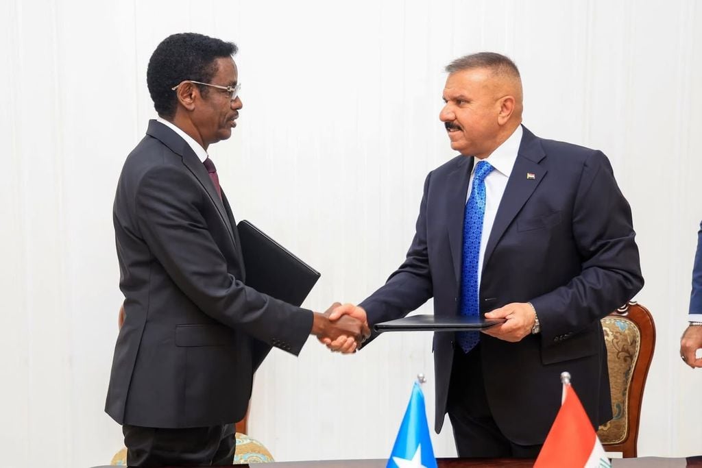 Soomaaliya iyo Ciraaq oo kala saxiixday heshiis iskaashi amni