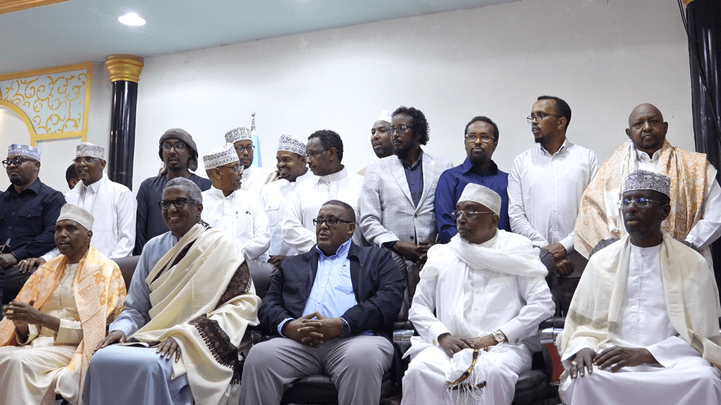 Hoggaamiyeyaasha Mucaaradka oo Muqdisho Ku Yeeshay Kulan.