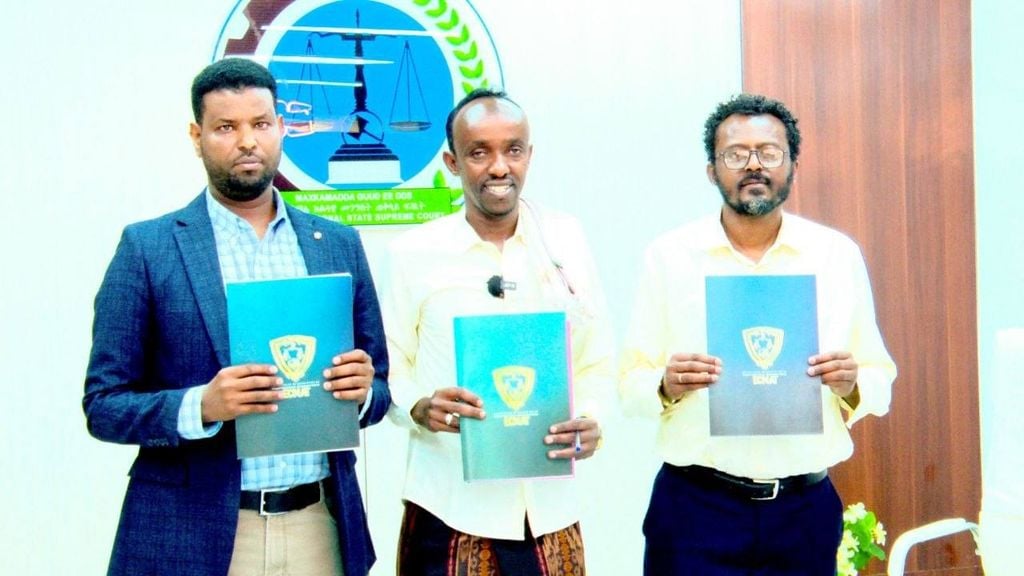 Maxkamadda Dowlad Deegaanka oo heshiis la saxiixatay maxkamadda suuqyada maalgashiga Itoobiya