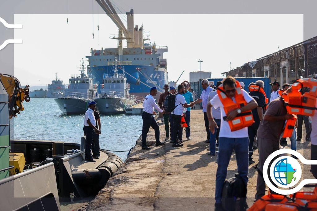 Jabuuti oo badbaadisay shaqaalaha Markab halis ku galay Badda-cas
