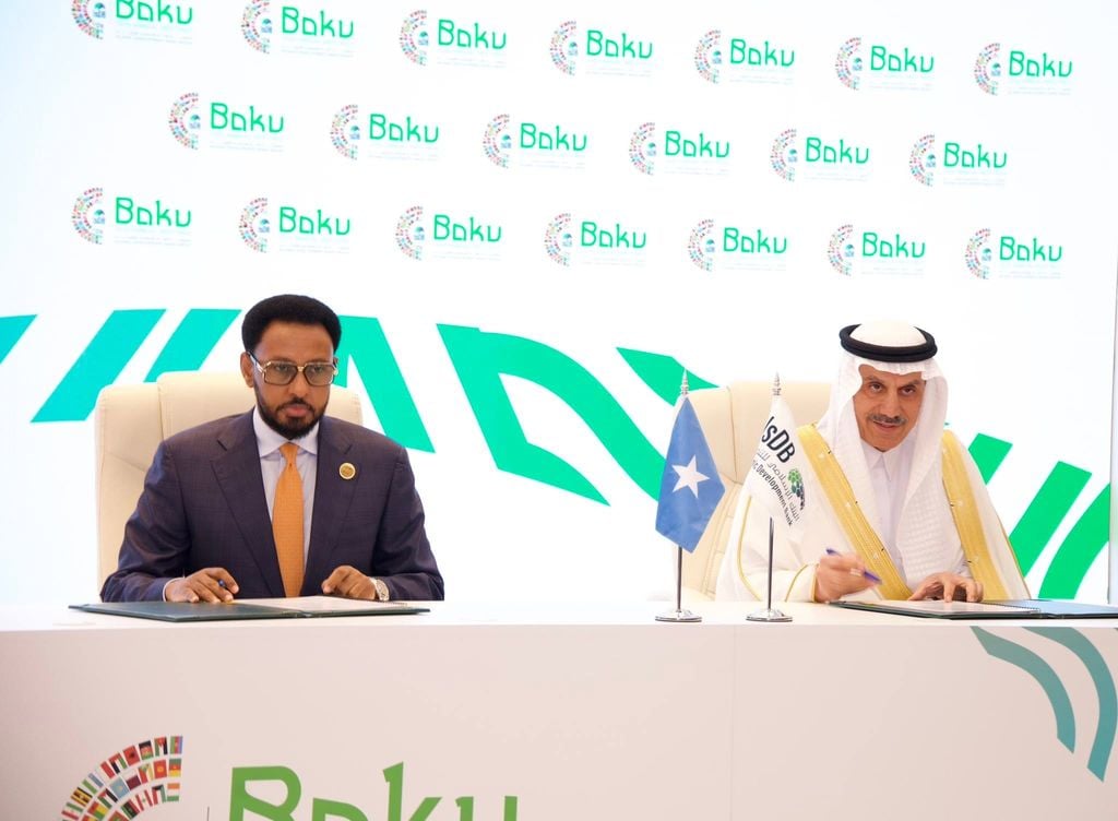  Soomaaliya oo heshiis $45 Milyan ah la gashay Bangiga Horumarinta Islaamka