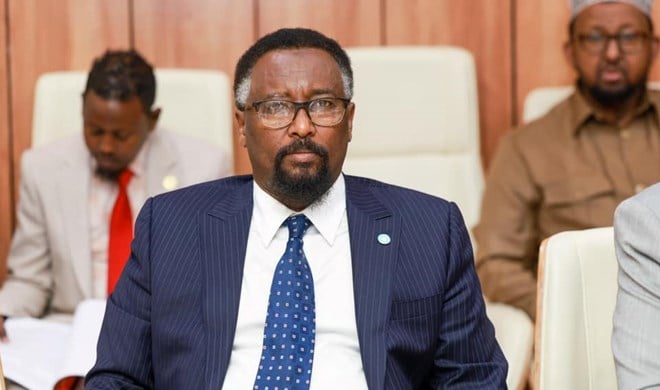 Saalax oo sharci darro ku tilmaamay xildhibaanimadii laga qaaday