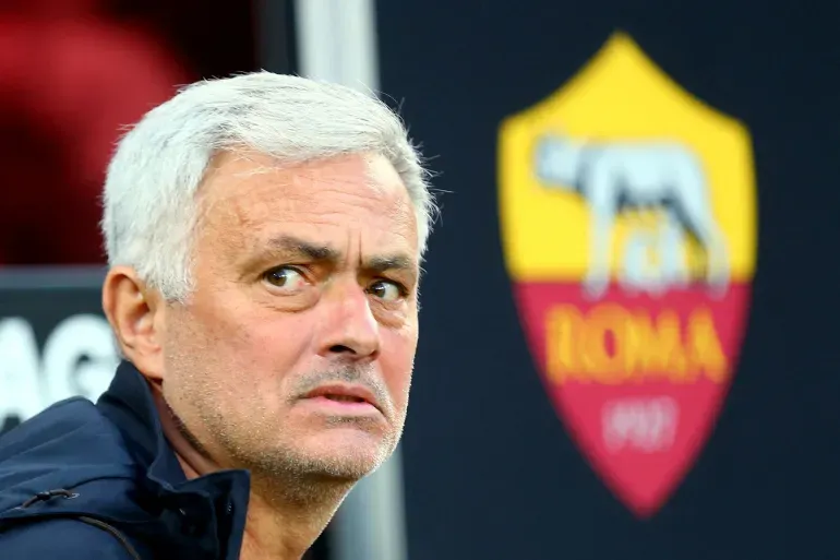 Mourinho oo si lama filaan ah uga tegay naadiga Roma