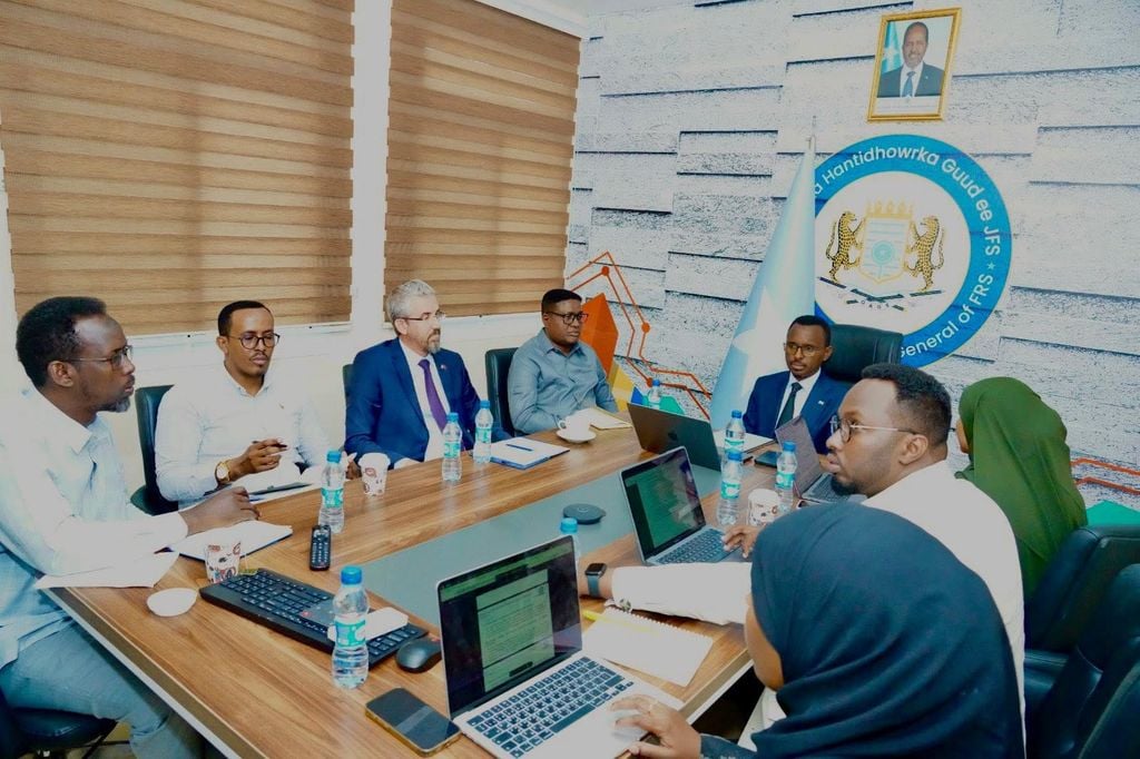 Hantidhowraha iyo Favori oo ka wada hadlay hagaajinta warbixinnada maaliyadeed