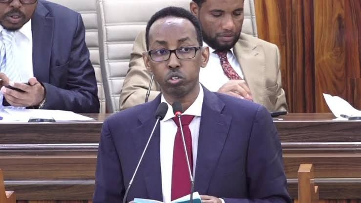 Waa kuma agaasimaha cusub ee Hay’adda Socdaalka? 