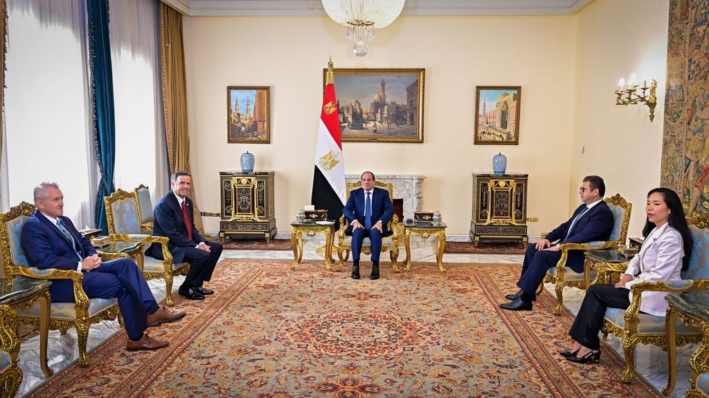 Sisi oo Agaasimaha CIA-da Maraykanka u xaqiijiyey taageerada Masar ee Soomaaliya
