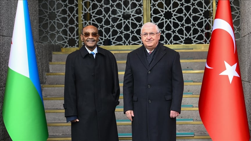 Jabuuti iyo Turkiga oo kala saxiixday heshiis dhanka ciidamada ah