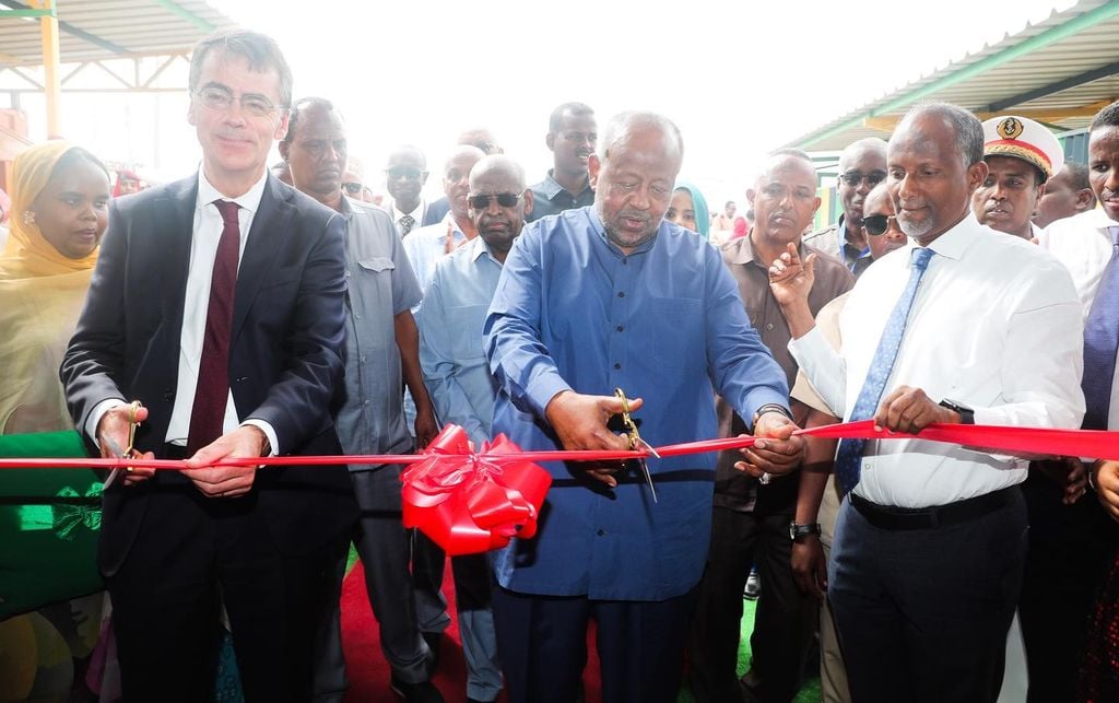 Jabuuti: Madaxweyne Geelle oo xarigga ka jaray mashaariic horumarineed 