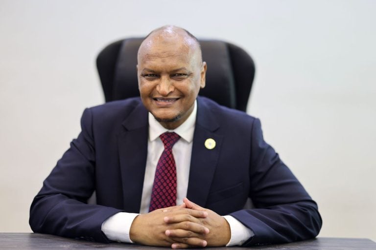 Guddiga u xilsaaran  dooraashooynka oo doortay guddoomiye