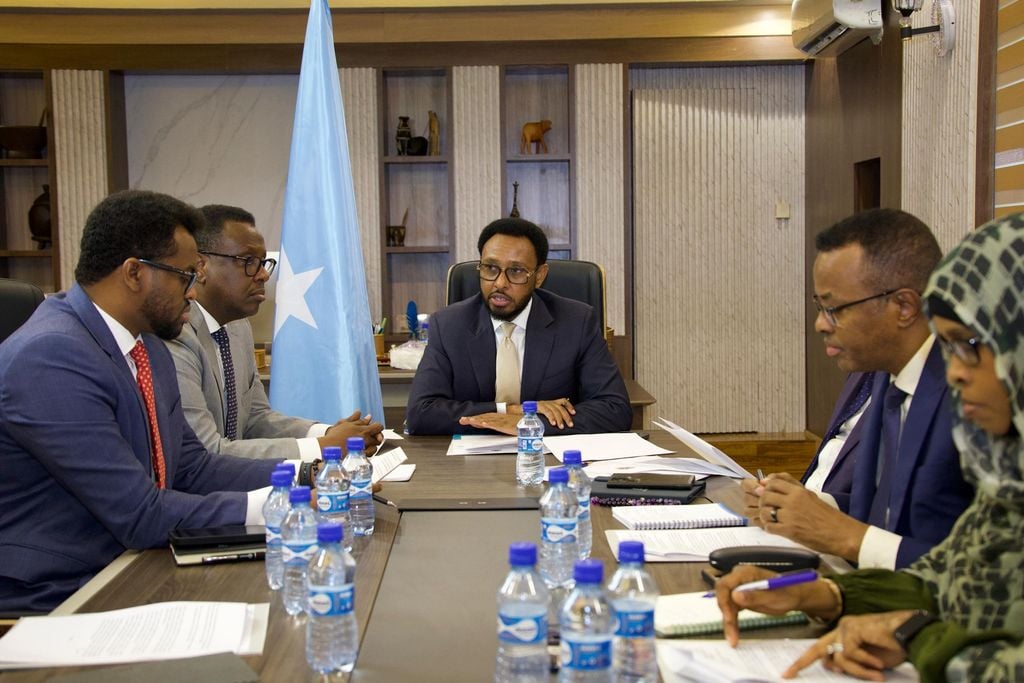 Dowladda Soomaaliya oo Xanibtay 575 Taleefan oo AS ay Adeegsanayeen.